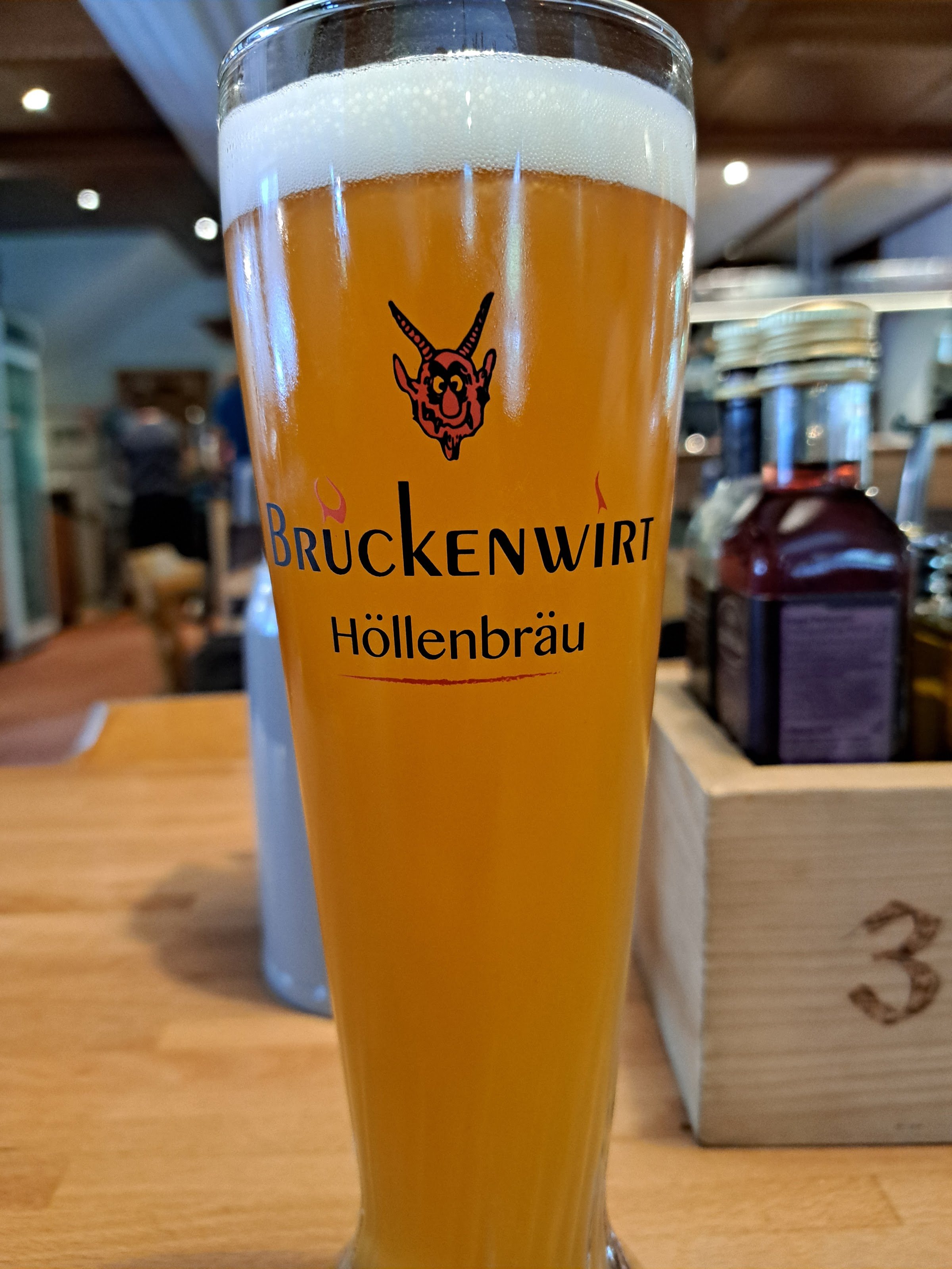 Brauhaus Brückenwirt (Höllenbräu) — Restaurant • Pizzeria • Birreria • Pub, St. Leonhard in Passeier